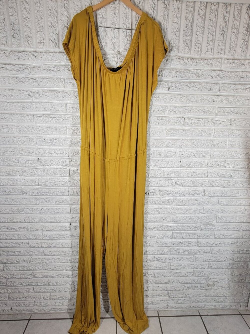 Ashley Stewart Jumpsuit Womens 30 32 Tall Gold Sleeveless Pockets SWE137E